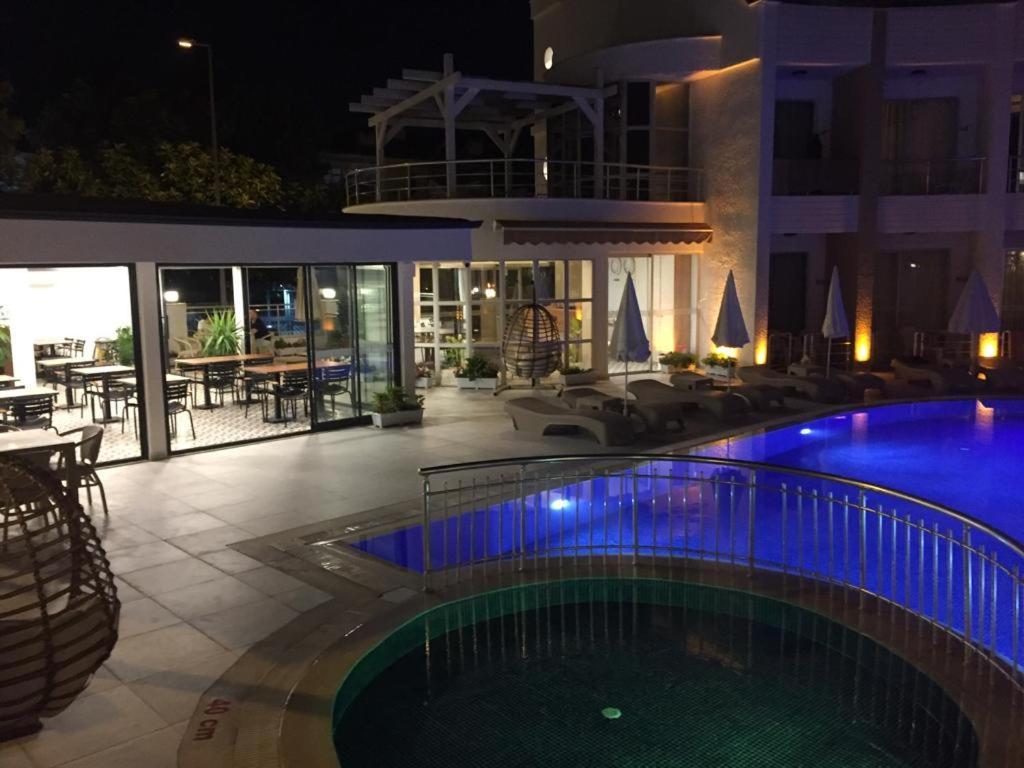 Hotel Felizya Kemer Exterior photo